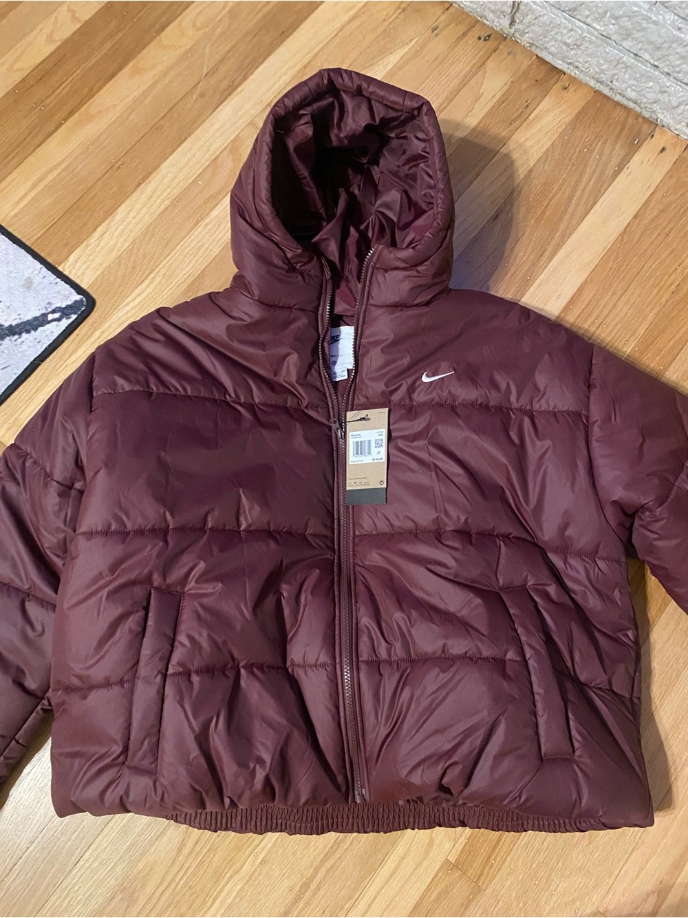 NEW Nike Classic Puffer Women's Therma-FIT Loose Hooded Jacket in Maroon